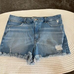 NOT AVAILABLE Wrangler Light Blue Frayed Jean Shorts